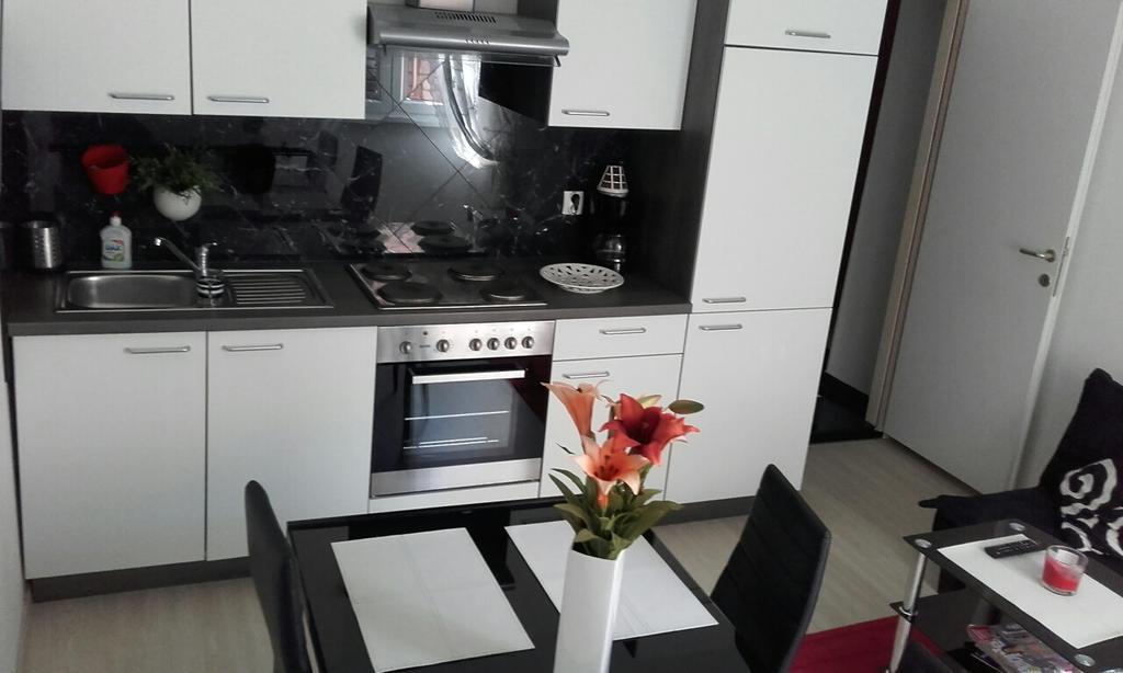 Apartments Paris Umag Zimmer foto