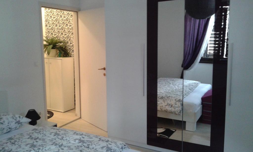 Apartments Paris Umag Zimmer foto