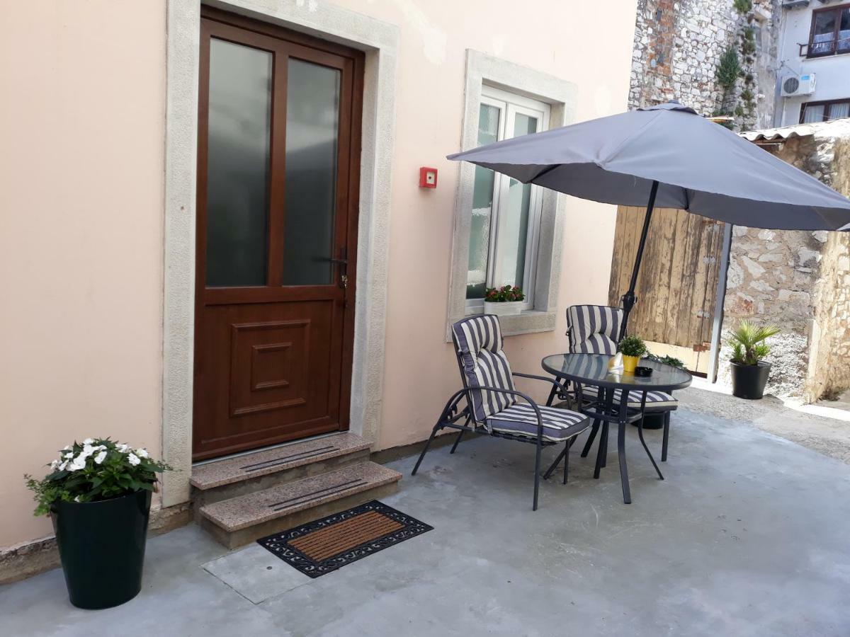 Apartments Paris Umag Exterior foto